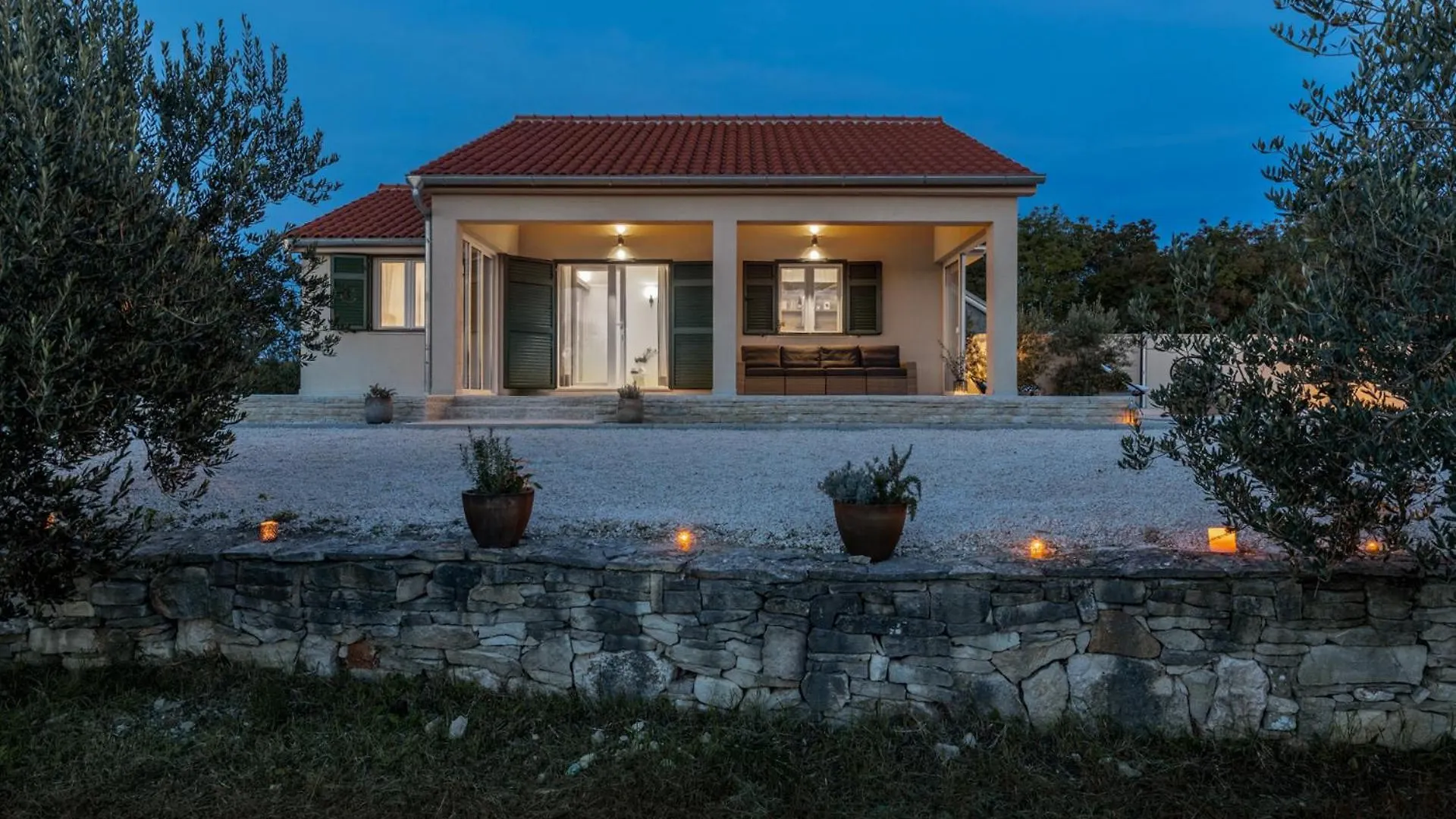 Villa Oliveto With Pool Donji Kasic