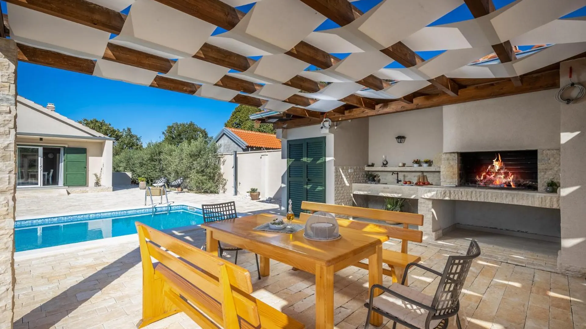 Villa Oliveto With Pool Donji Kasic Croatia
