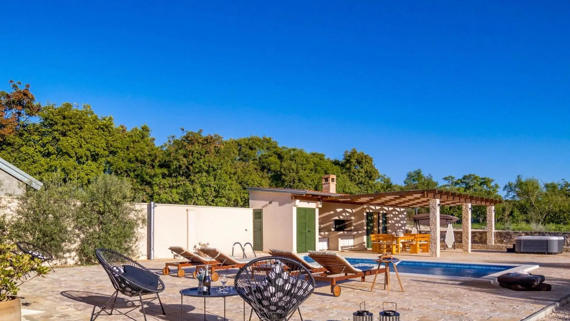 Villa Oliveto With Pool Donji Kasic